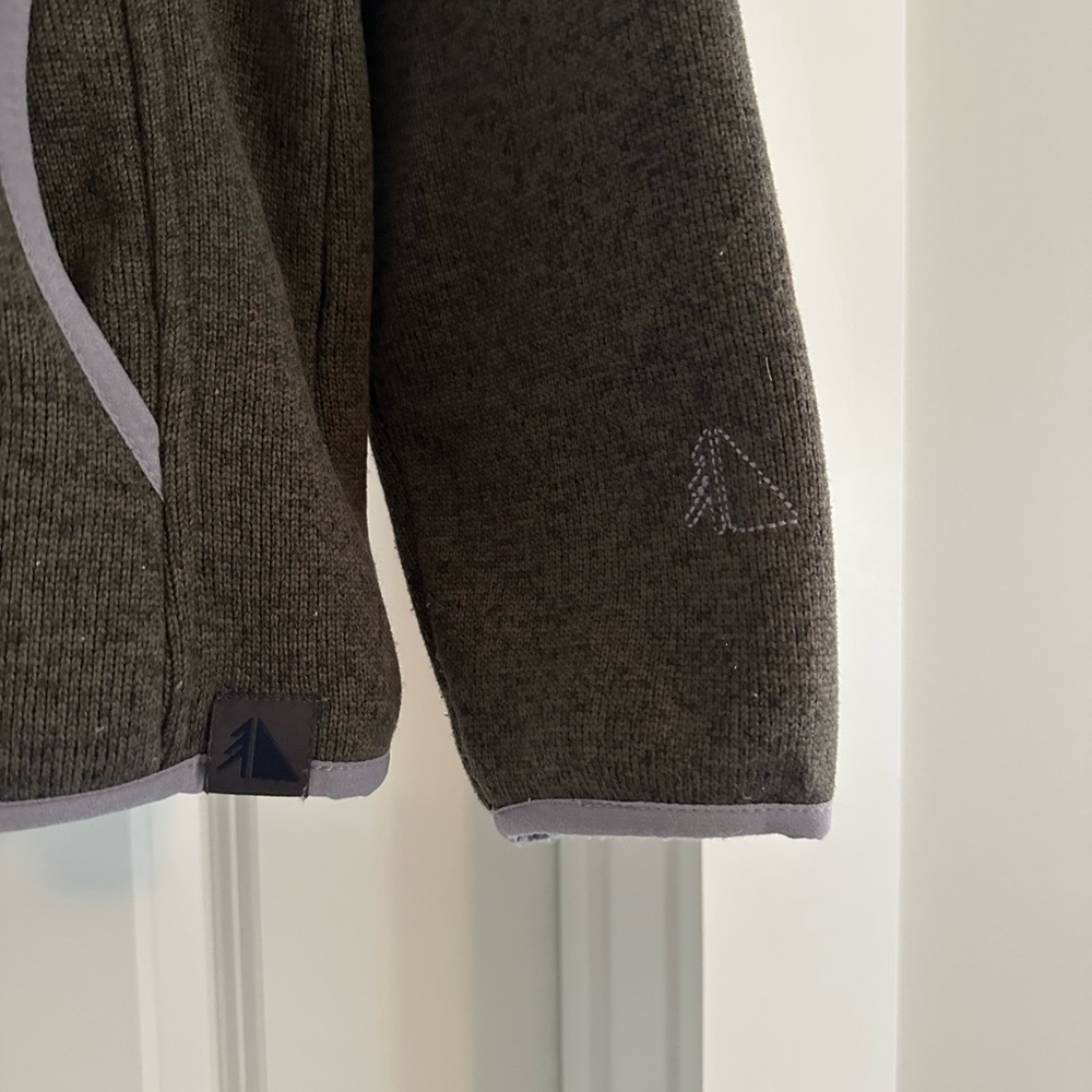 L.L. Bean Olive Green Fleece Pullover - Picture 4 of 5